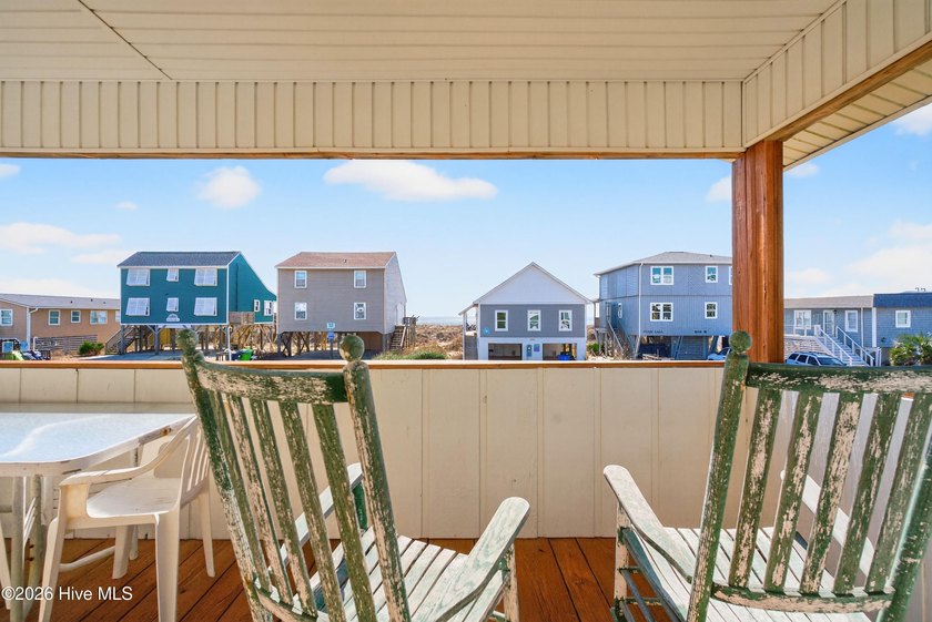 Now is our your chance to own this spectacular, spacious 3 - photo 5
