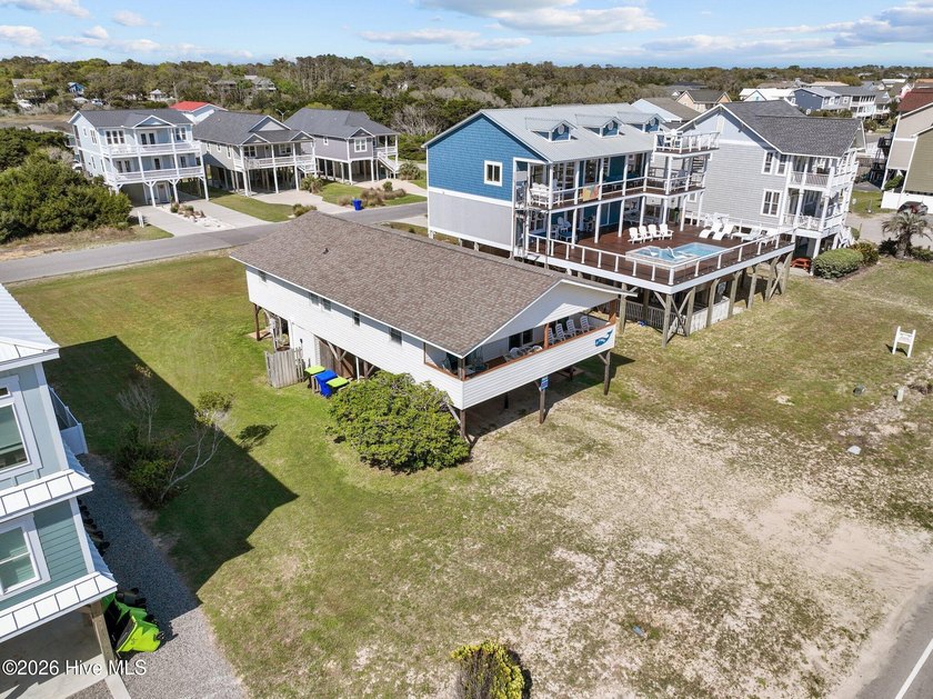 Now is our your chance to own this spectacular, spacious 3 - photo 10
