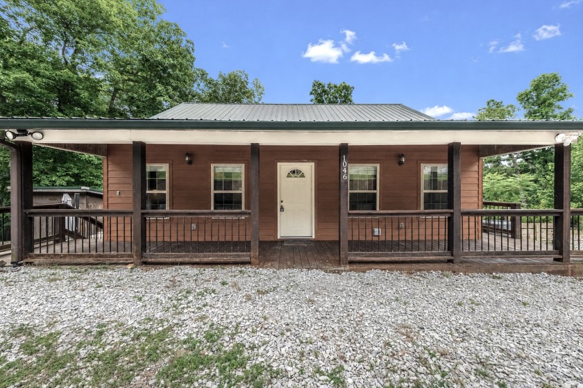 Heather Keith, Realtor
502.345.3052 - photo 2