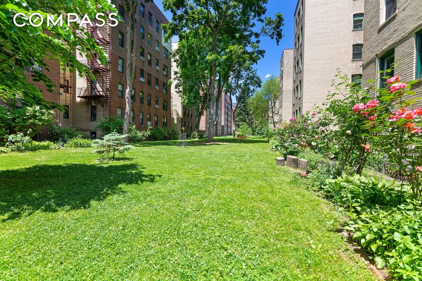 Discover one of the most coveted homes in Jackson Heights - photo 12