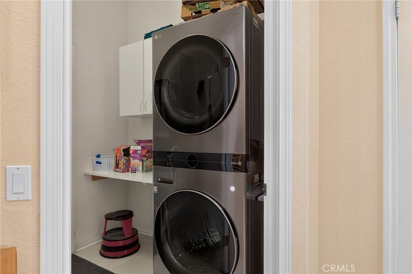 Welcome to 44414 Royal Lytham Drive, a beautifully maintained - photo 16
