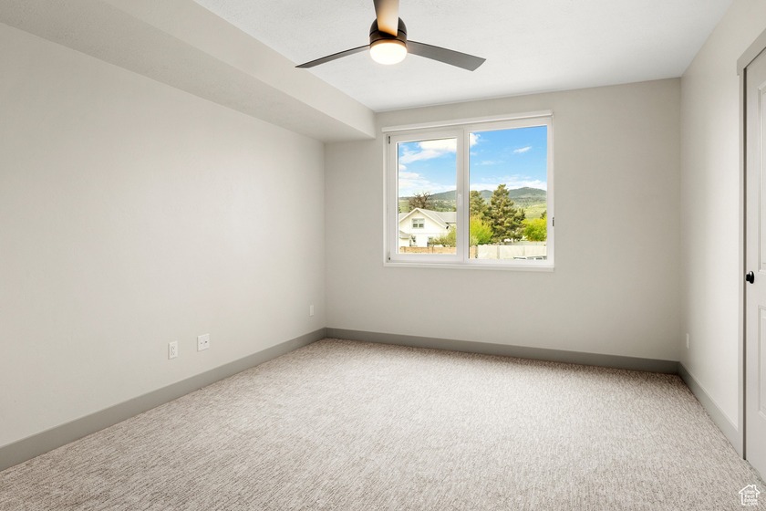 Modern Luxury Condo Near Bear Lake Short term rental Approved - photo 19