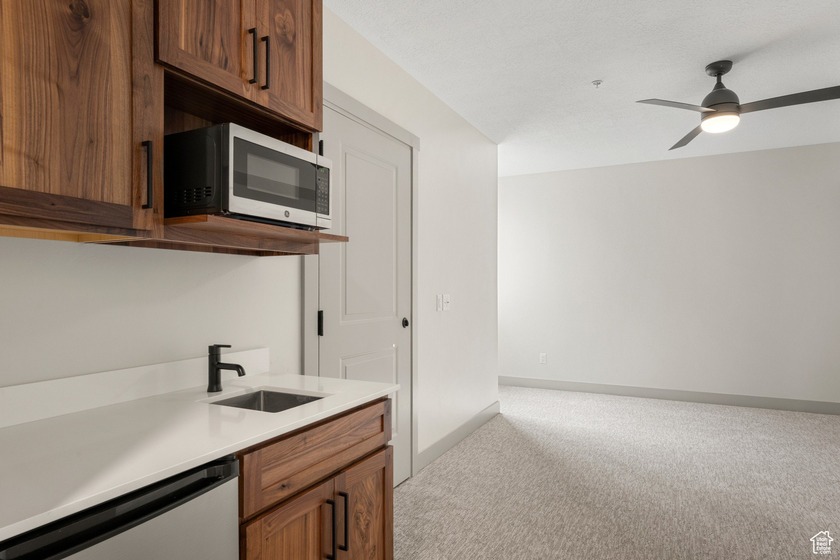 Modern Luxury Condo Near Bear Lake Short term rental Approved - photo 22