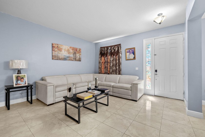 SHORT SALE PROCESS .( WE HAVE A GREAT COMUNICATION WITH THE - photo 3