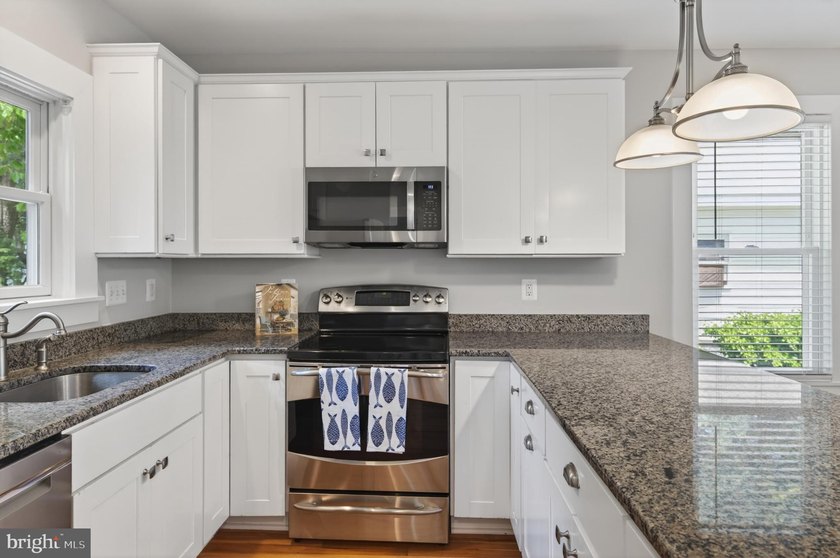 Open House Saturday July 11th, 11AM - 1PM! Come Join us to see - photo 23