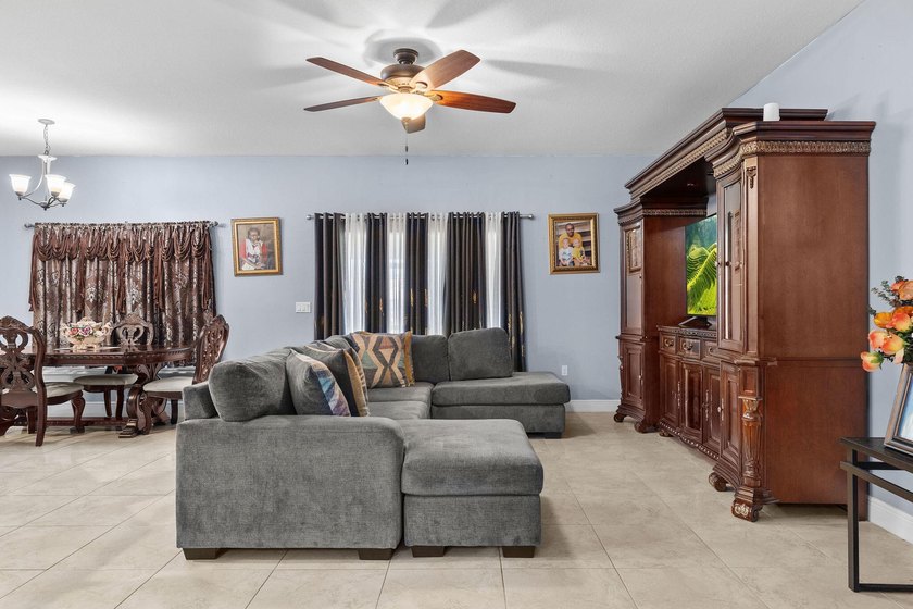 SHORT SALE PROCESS .( WE HAVE A GREAT COMUNICATION WITH THE - photo 4