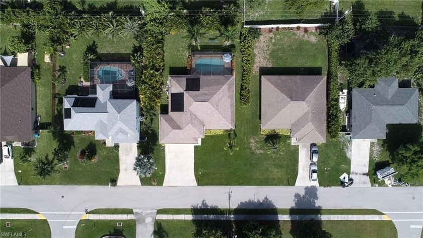 STUNNING POOL HOME IN SOUTHWEST CAPE CORAL IN DESIRABLE PELICAN - photo 26