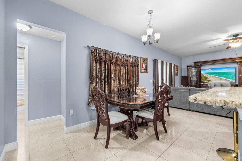 SHORT SALE PROCESS .( WE HAVE A GREAT COMUNICATION WITH THE - photo 9