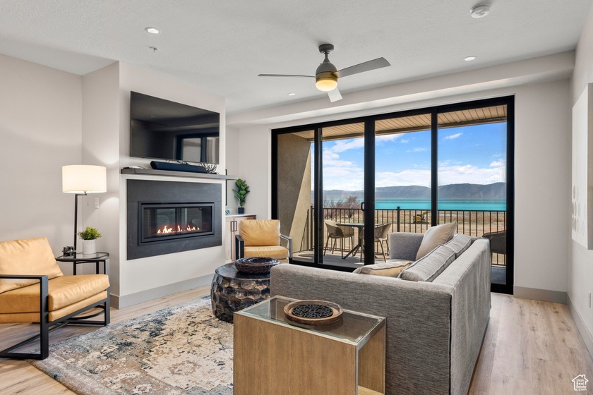 Modern Luxury Condo Near Bear Lake Short term rental Approved - photo 50