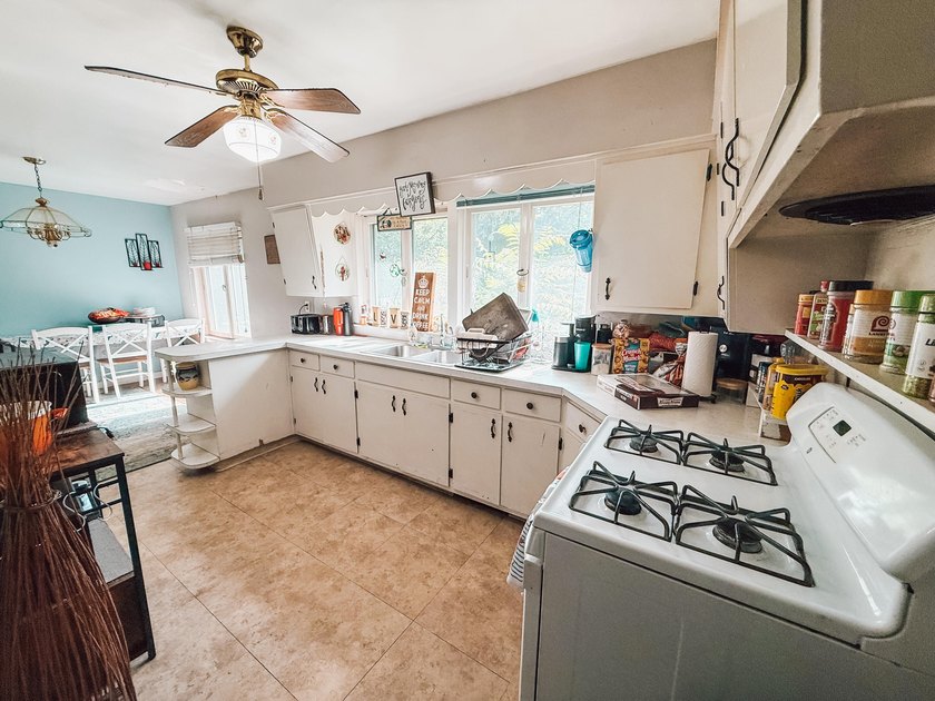 Welcome to this charming two-bedroom, two-bathroom residence in - photo 11