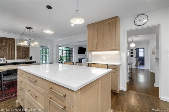 Exceptional brick Contemporary Colonial in the highly coveted - photo 12