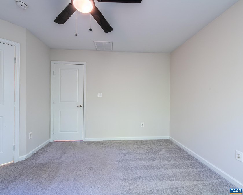 NEW PRICE! New HVAC system 7/6/2026. This desirable Sycamore - photo 16