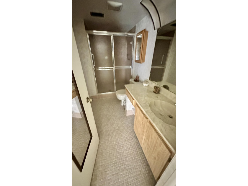 Welcome to 6585 Kensington Lane, Apt. 207, located in the - photo 20