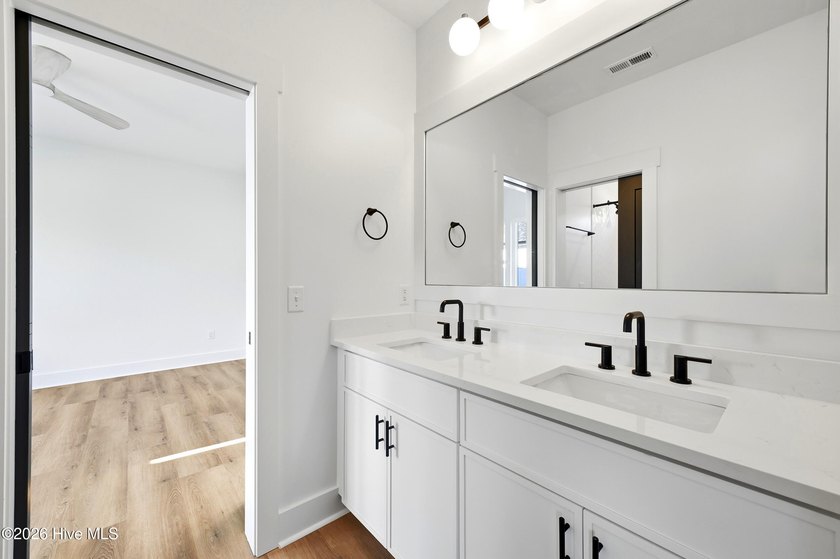 This is the coastal lifestyle upgrade you've been waiting for - photo 21