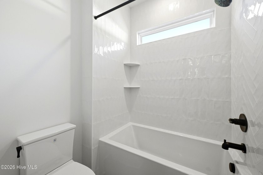 This is the coastal lifestyle upgrade you've been waiting for - photo 22