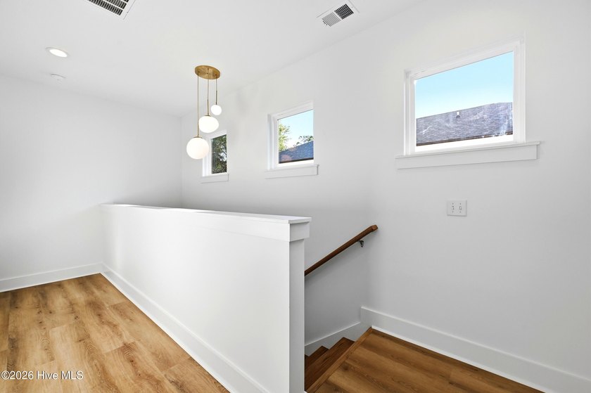 This is the coastal lifestyle upgrade you've been waiting for - photo 25