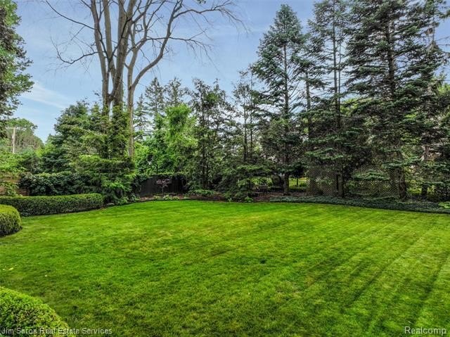 Exceptional brick Contemporary Colonial in the highly coveted - photo 40