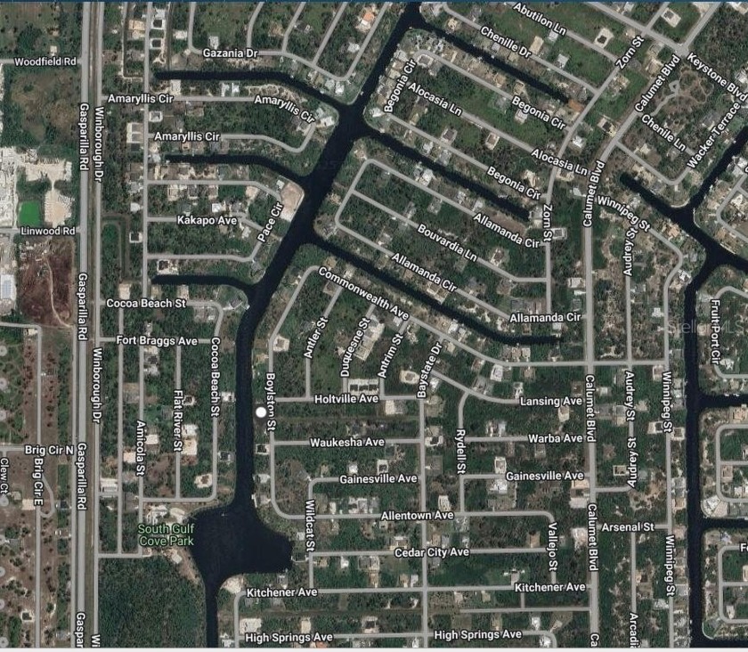 WATERFRONT BUILDING LOT Conveniently located building lot in - photo 2