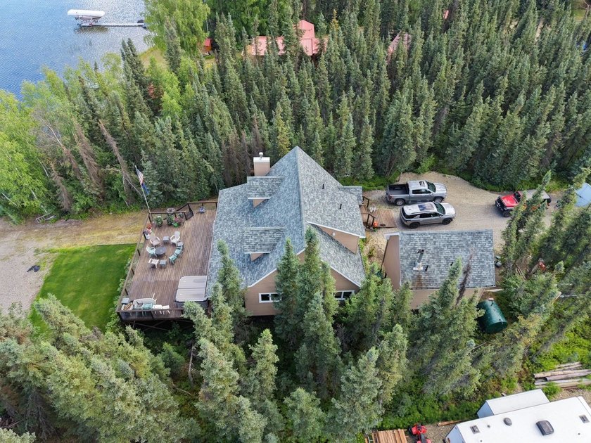 Welcome to 10844 Salcha Dr on Harding Lake. This Beautiful Lake - photo 7