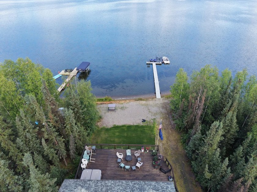 Welcome to 10844 Salcha Dr on Harding Lake. This Beautiful Lake - photo 8