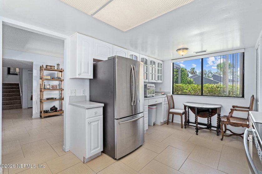 2445 Lorraine Court N is a 1,186 sq ft, 3 full bedroom, 3 full - photo 15