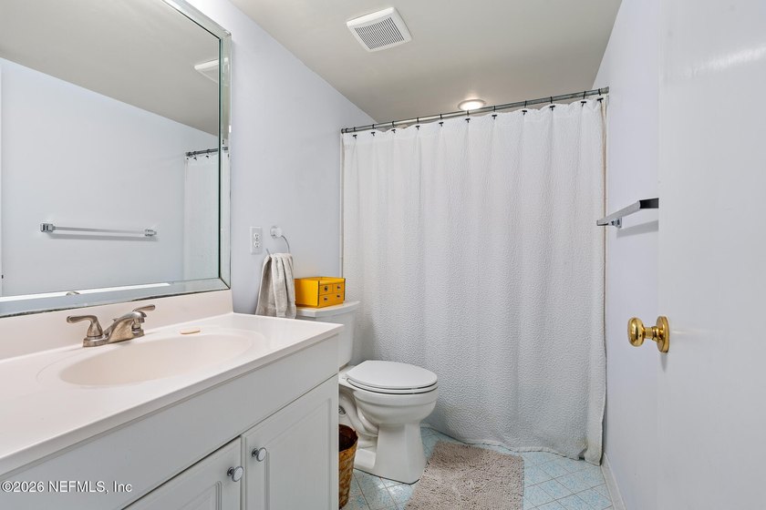 2445 Lorraine Court N is a 1,186 sq ft, 3 full bedroom, 3 full - photo 20