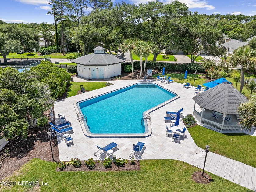 2445 Lorraine Court N is a 1,186 sq ft, 3 full bedroom, 3 full - photo 42