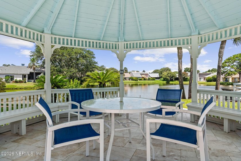 2445 Lorraine Court N is a 1,186 sq ft, 3 full bedroom, 3 full - photo 44