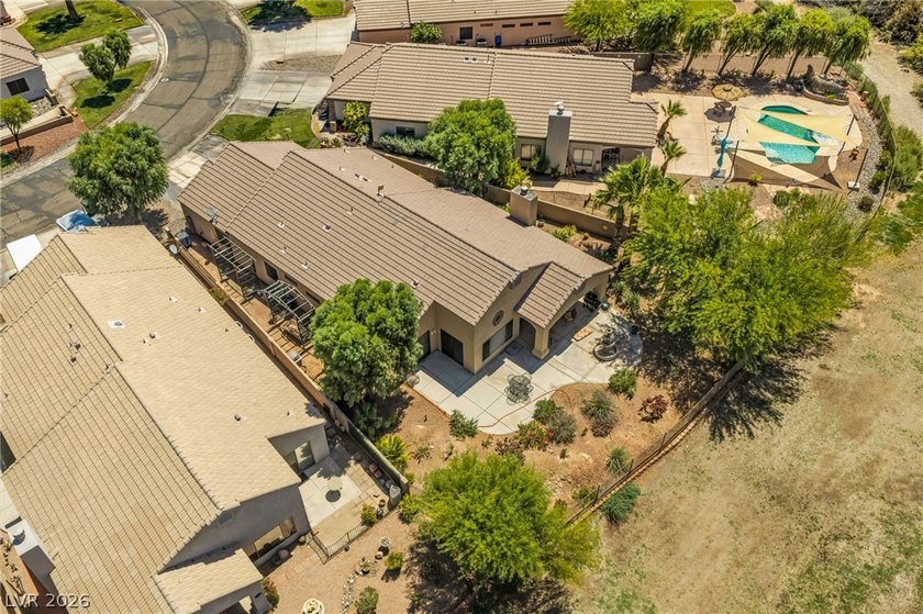Discover this 2-bedroom, 2.5-bathroom single-family residence - photo 50