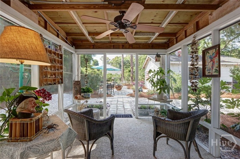 Wake up in your own slice of heaven every day at 1929 Walthour - photo 10