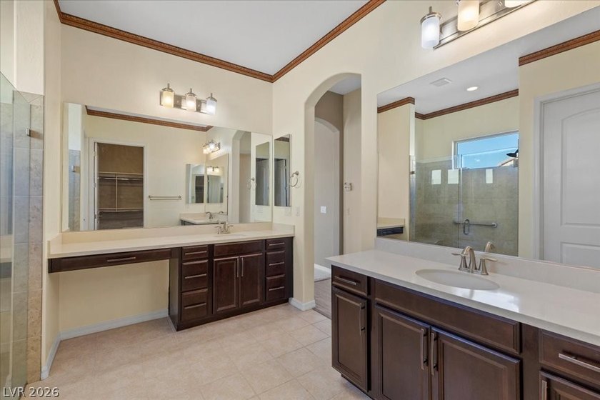 Welcome to an absolute masterpiece! This single-story home rests - photo 40