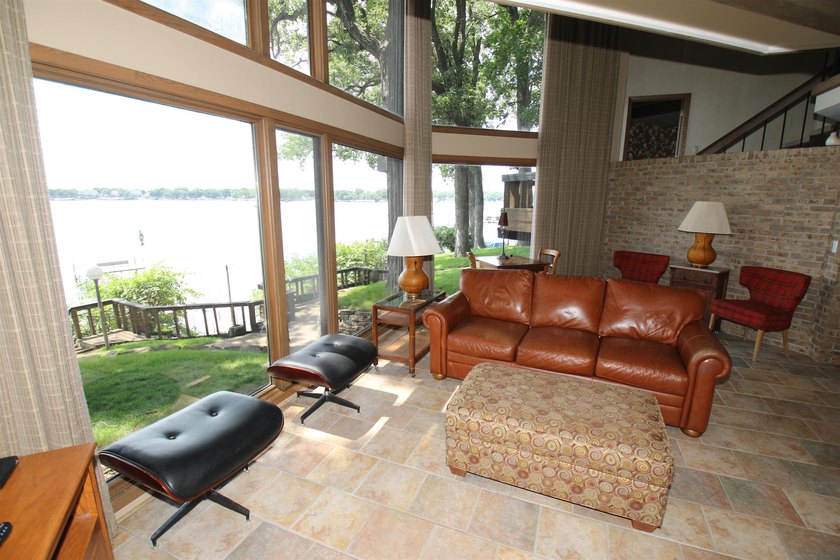 This solid, stalwart home on 100 feet of West Okoboji shoreline - photo 3