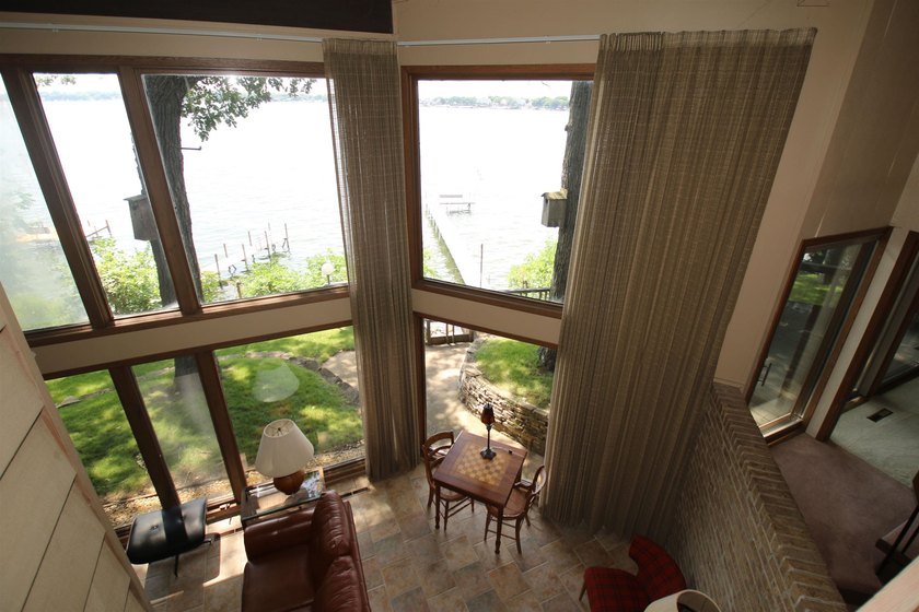 This solid, stalwart home on 100 feet of West Okoboji shoreline - photo 8