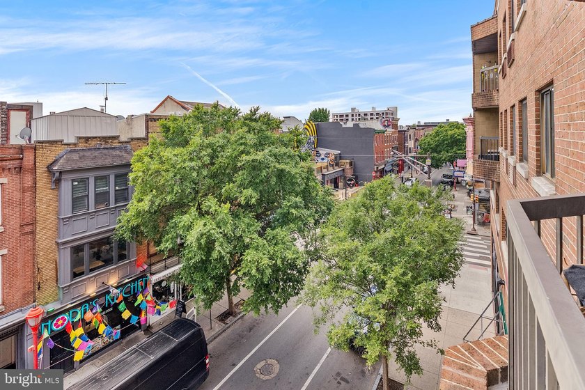 Welcome to 200 Lombard Street, Unit 528 at Abbotts Square, a - photo 21