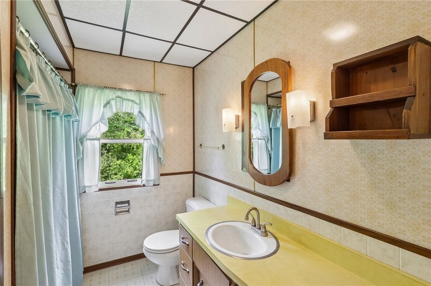 Welcome to a truly special property where space, charm, and - photo 32