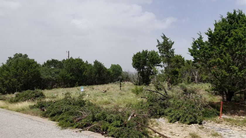 Vacant lot ready to build your dream home on! This lot was - photo 3