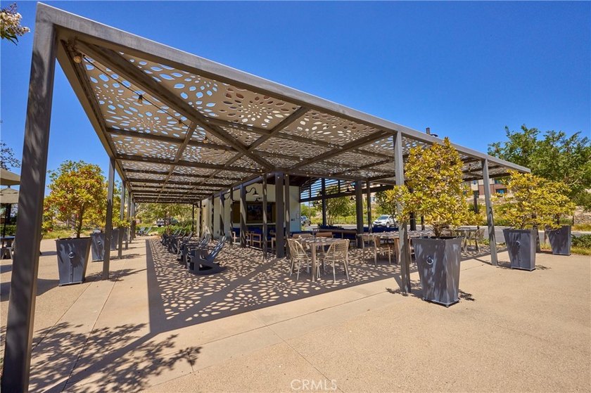 3 years new . 2 bed + den . 2 bath . 1,252 sq ft . Rancho - photo 21