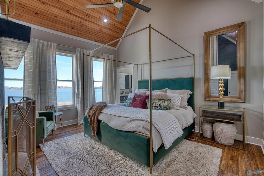 Stunning Weiss Lake retreat on 1.56 acres with 555 ft of - photo 22