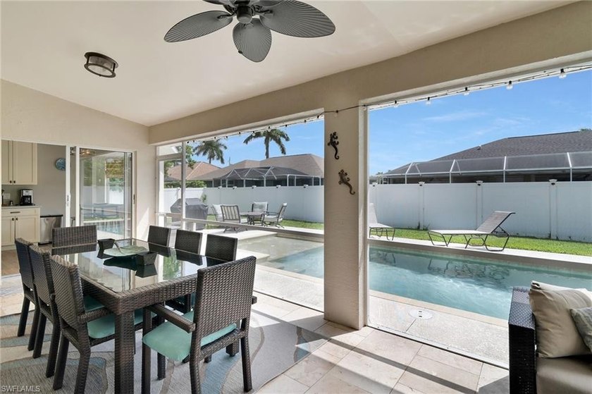 Ideally situated just moments from Mackle Park, this beautifully - photo 24
