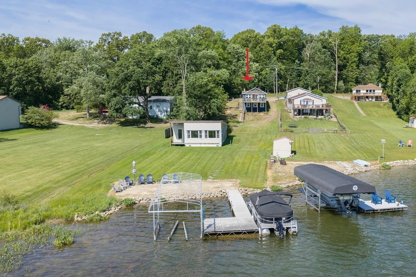 2 bed, 1.5 bath year round cottage on 240 acre, Spring Fed Long - photo 26