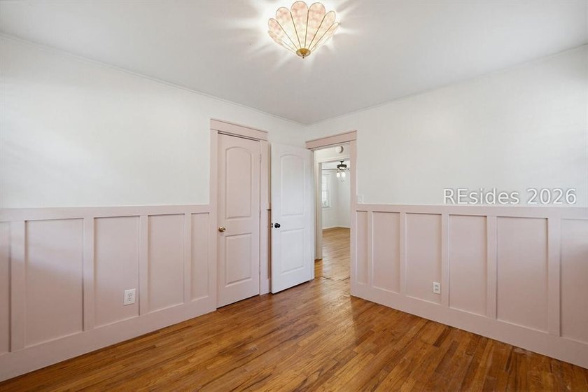 Charming Pigeon Point Cottage! Nestled in one of Beaufort's most - photo 23
