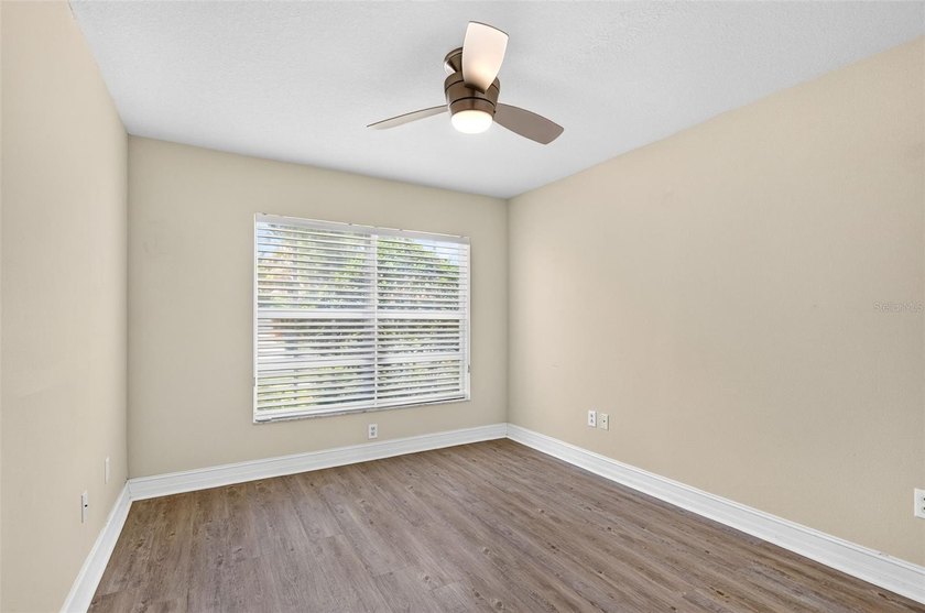 POND VIEW - MOVE IN READY! This lovely Positano model home has a - photo 22