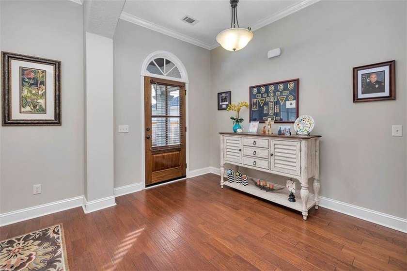 Welcome to Your Dream Home in the Desirable Township Bluff - photo 5