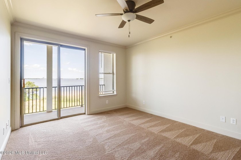 Bright and tranquil bayfront condo featuring 2 bedrooms and 2 - photo 14