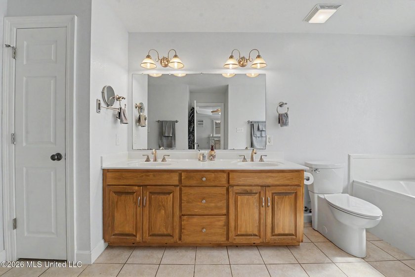 Beautiful brick home in Quail Ridge Subdivision located in the - photo 14