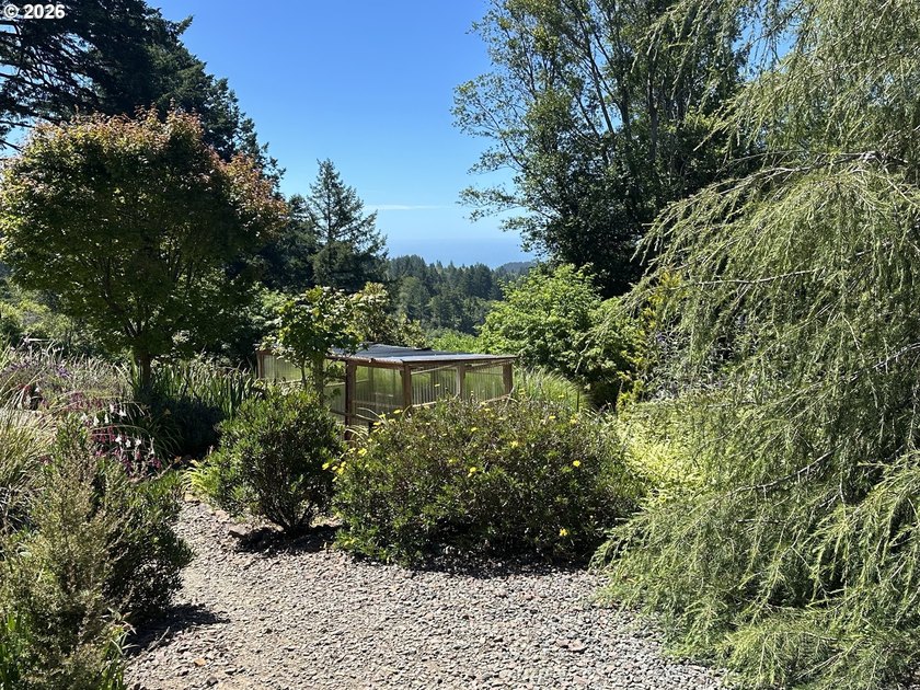 This newer 2bdrm 2 bath with study is tucked into a beautiful 1 - photo 19