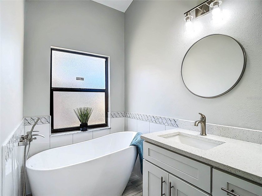 Welcome to a rare opportunity in beautiful Hudson - first time - photo 29