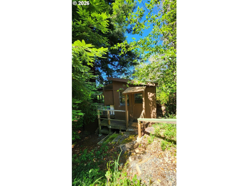 This newer 2bdrm 2 bath with study is tucked into a beautiful 1 - photo 46