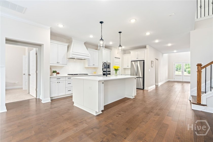 Elegant, like-new home in highly desirable Oconee County - photo 11