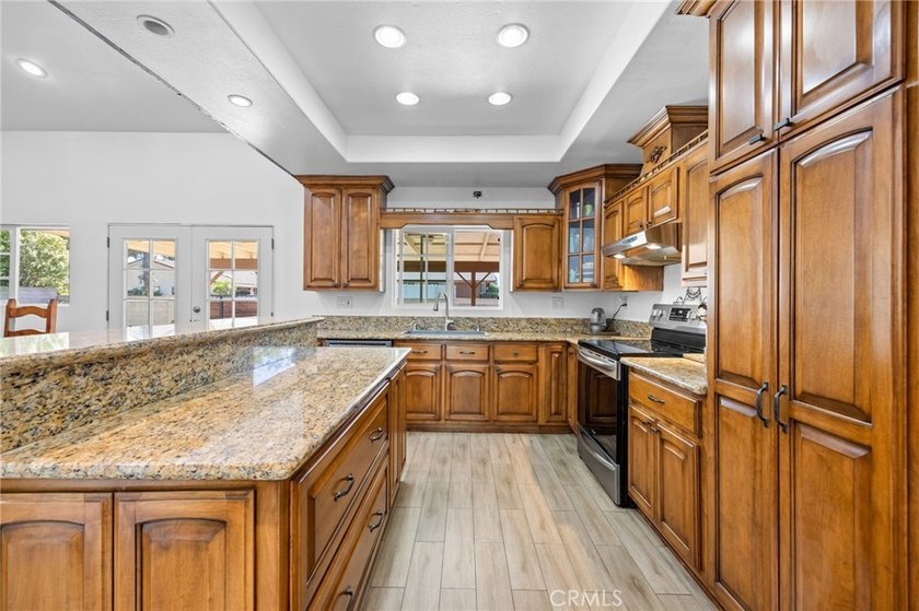 Welcome to 1099 Salinas Ave, a beautifully maintained - photo 17